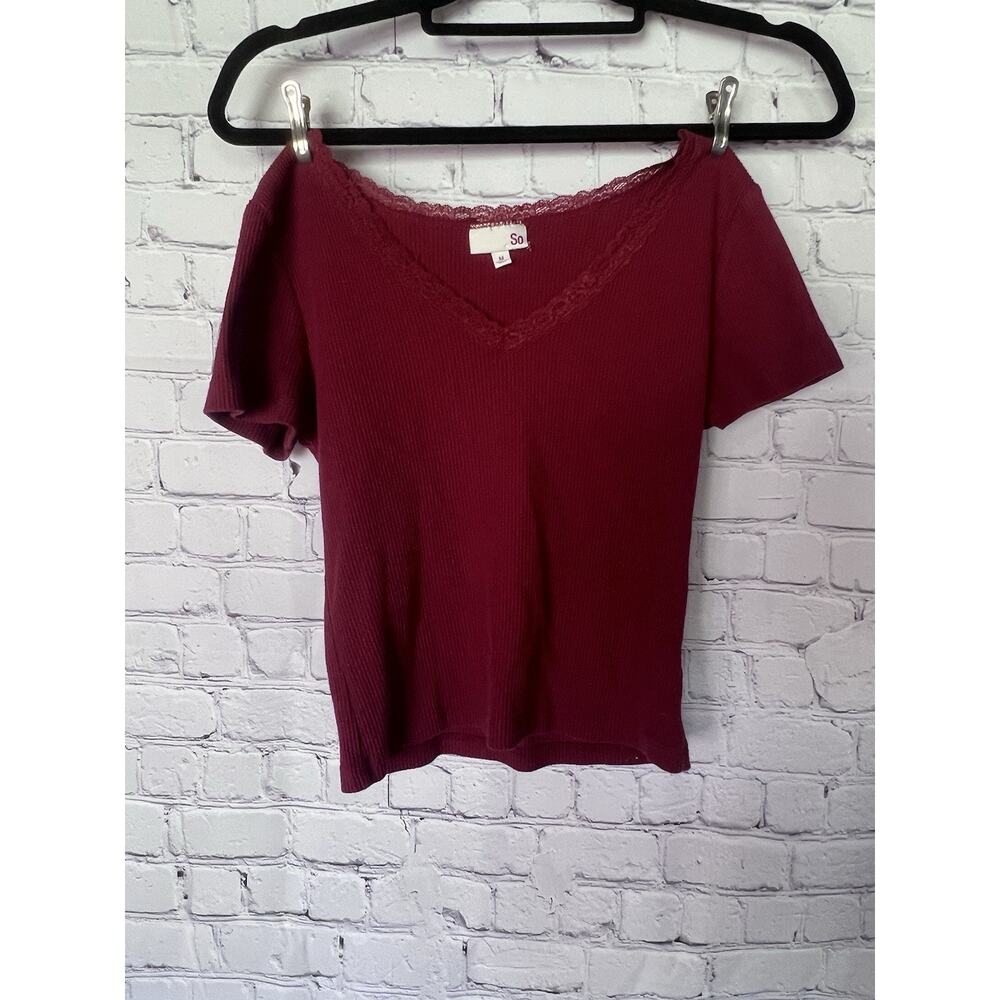 SO Juniors Red Cropped Top Size M